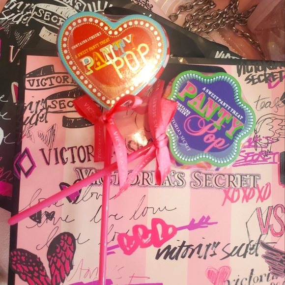 Victoria's Secret's Panty Pop Bundle - Picture 3 of 5